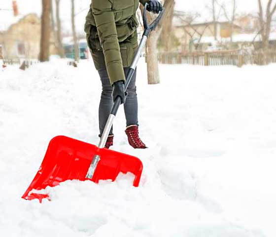 Snow Shovelling Precautions